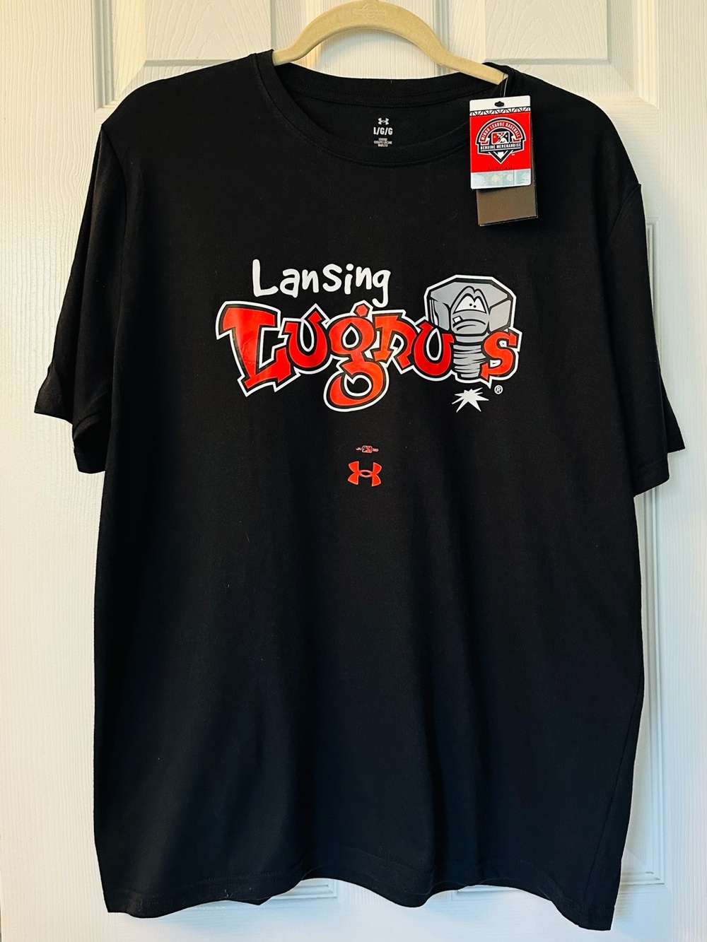NWT Under Armour Lansing Lugnuts Black Logo Crewneck T-Shirt